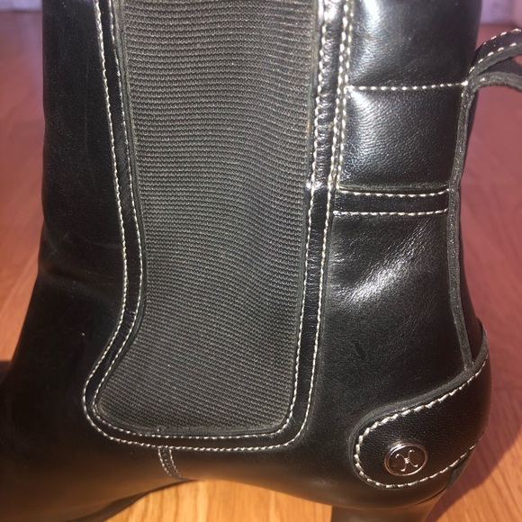 COLE HAAN 7 B Black Ankle Boots Heels Goring Tred - Picture 6 of 10